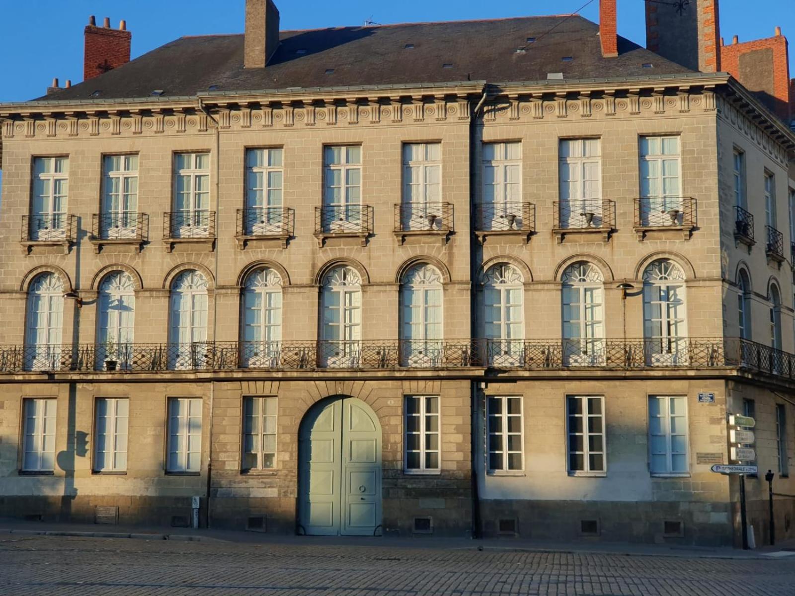 Le 1825, Luxueuse Au Coeur De La Apartment